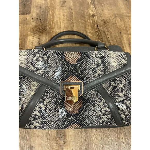 Aimee Kestenberg Leather Snakeskin Print Shoulder Bag Purse Gray 12X15 Gold Tone - Picture 2 of 16